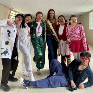 Servicio de entretenimiento de payaso